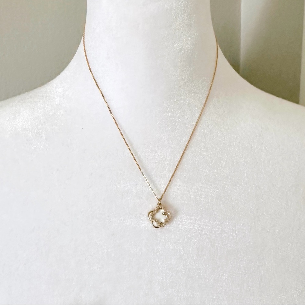 White and gold double clover necklace